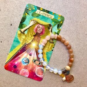 Regina ~the Empress~ Natural Crystal Beads Bracelet Sun&Moon Stone Rose Quartz